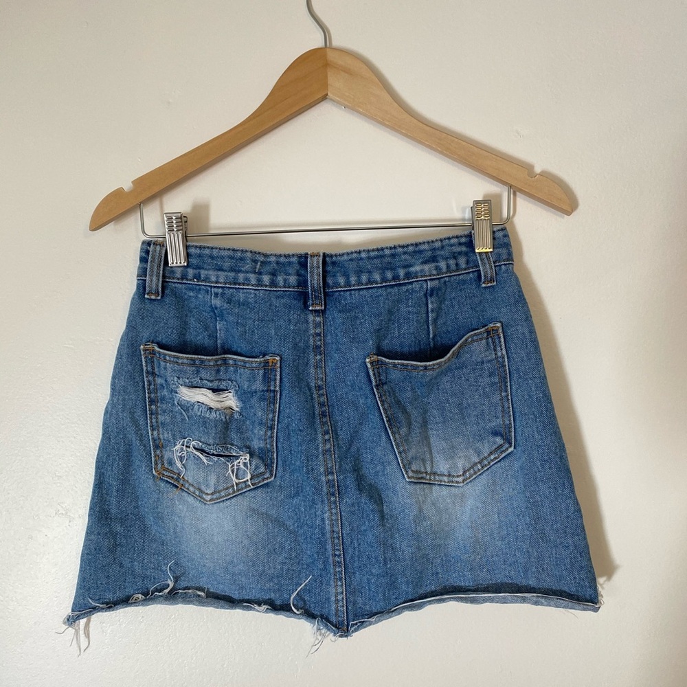 Jean mini skirt - Picture 2 of 3